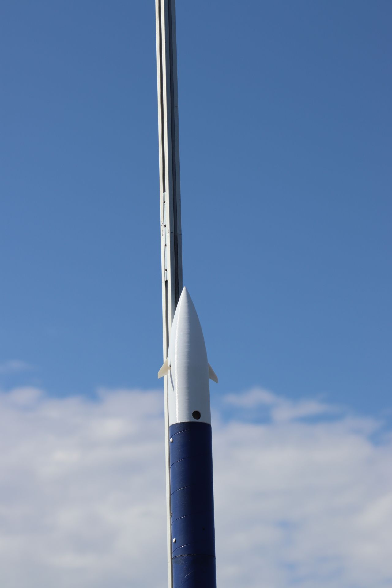 Sguaba Tuinne's canard-equipped nose on the launch rail